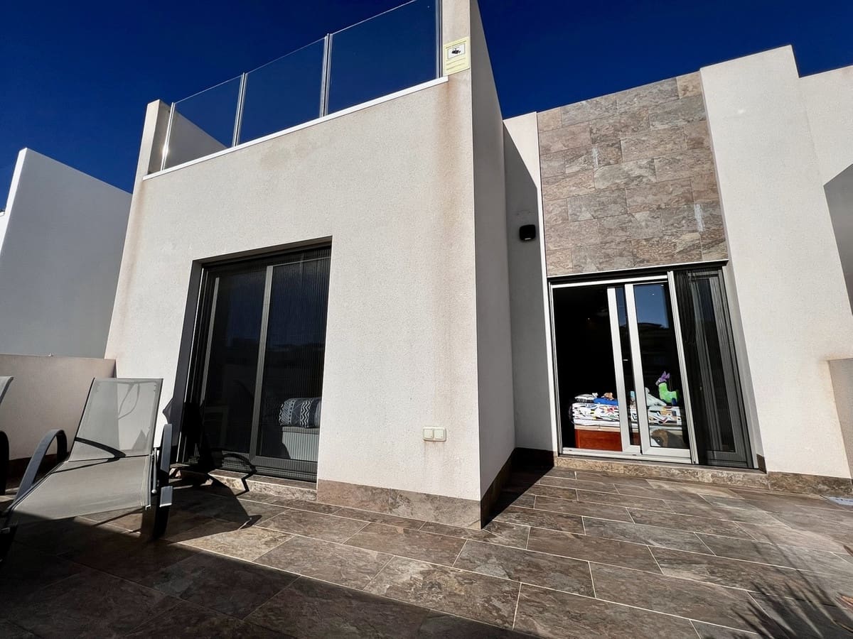 3 sypialnia Willa na sprzedaż w Villamartin - 355 000 € (Ref: 9884341)