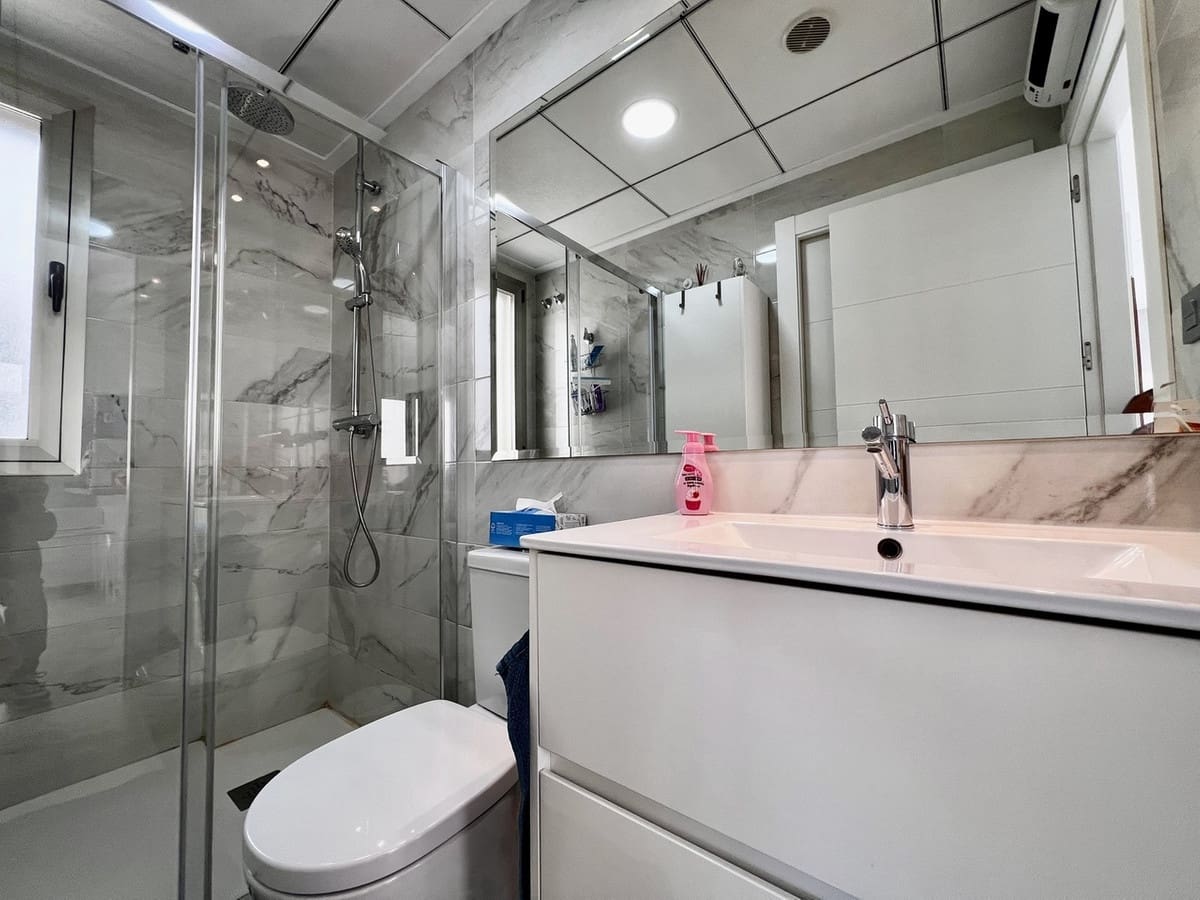 3 sypialnia Willa na sprzedaż w Villamartin - 355 000 € (Ref: 9884341)