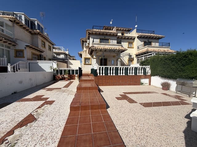 3 bedroom Semi-detached Villa for sale in Playa Flamenca, Orihuela - € 195,000 (Ref: 9899277)