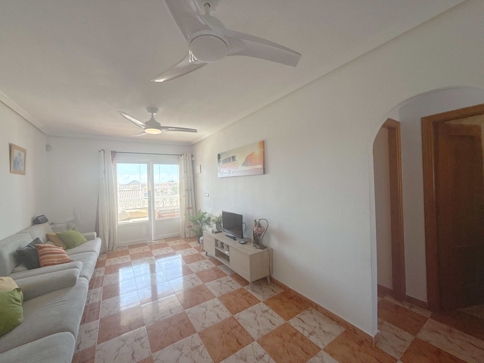2 Zimmer Apartment zu verkaufen in Cabo Roig mit Pool Garage - 169.950 € (Ref: 9910402)