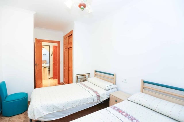 3 soveværelse Lejlighed til salg i Gaspar Perelló, Torrevieja med garage - € 365.000 (Ref: 9947468)