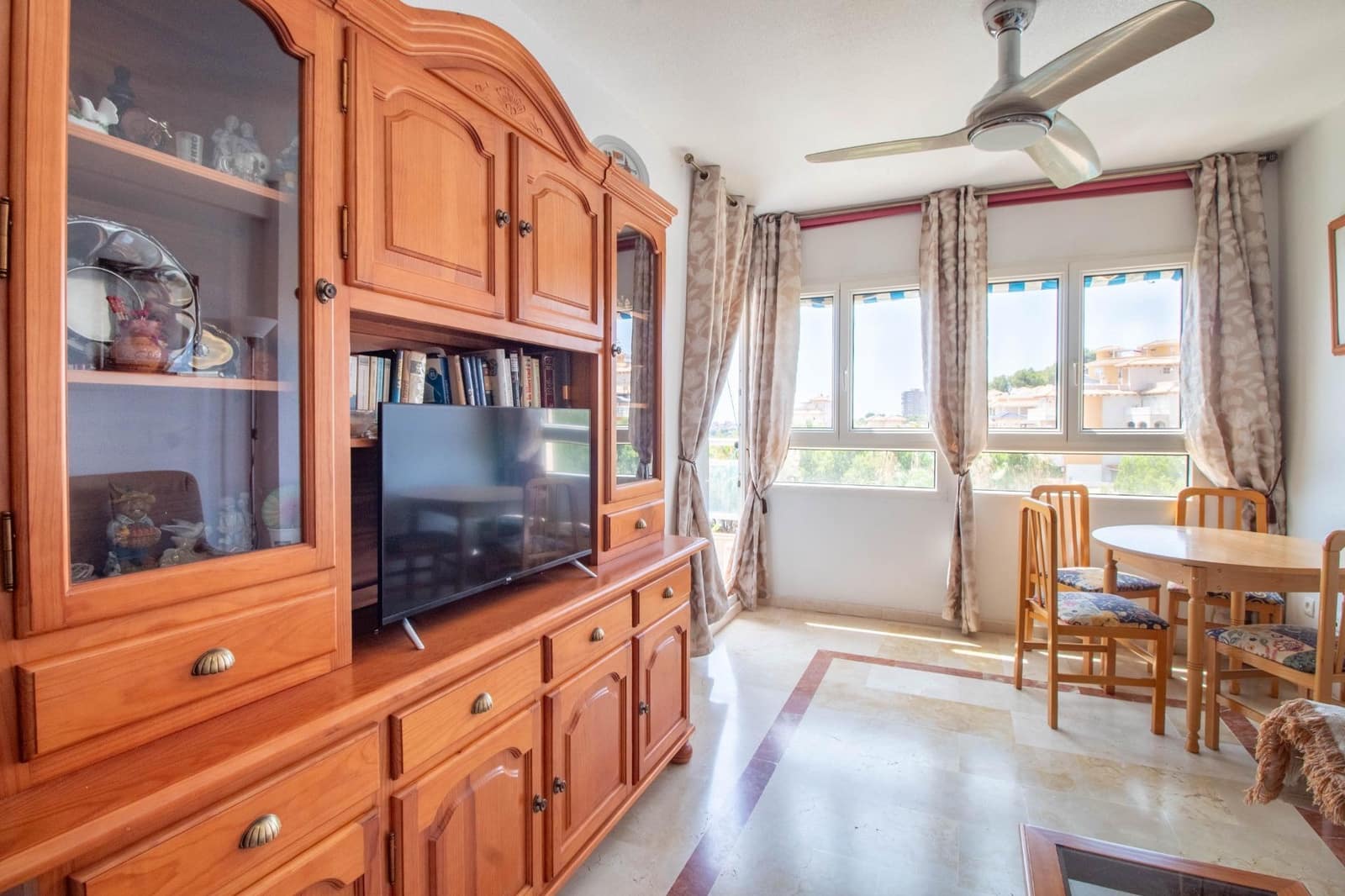 2 soveværelse Lejlighed til salg i Dehesa de Campoamor - € 159.900 (Ref: 9947476)