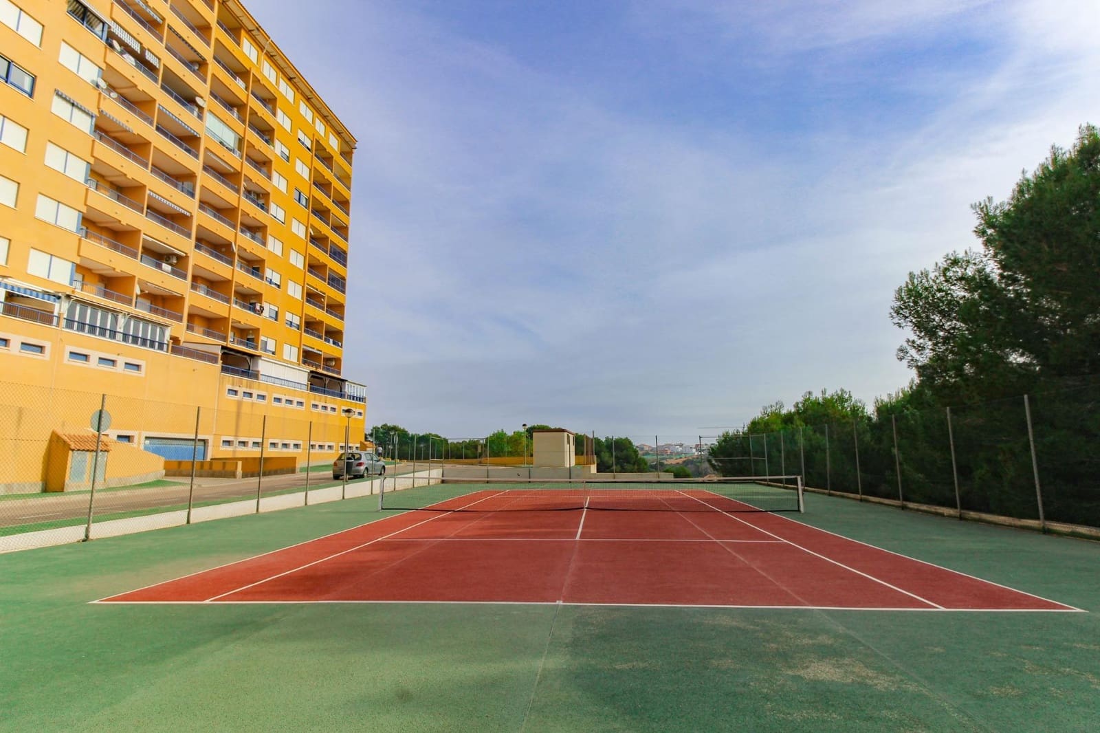 2 soveværelse Lejlighed til salg i Dehesa de Campoamor - € 159.900 (Ref: 9947476)