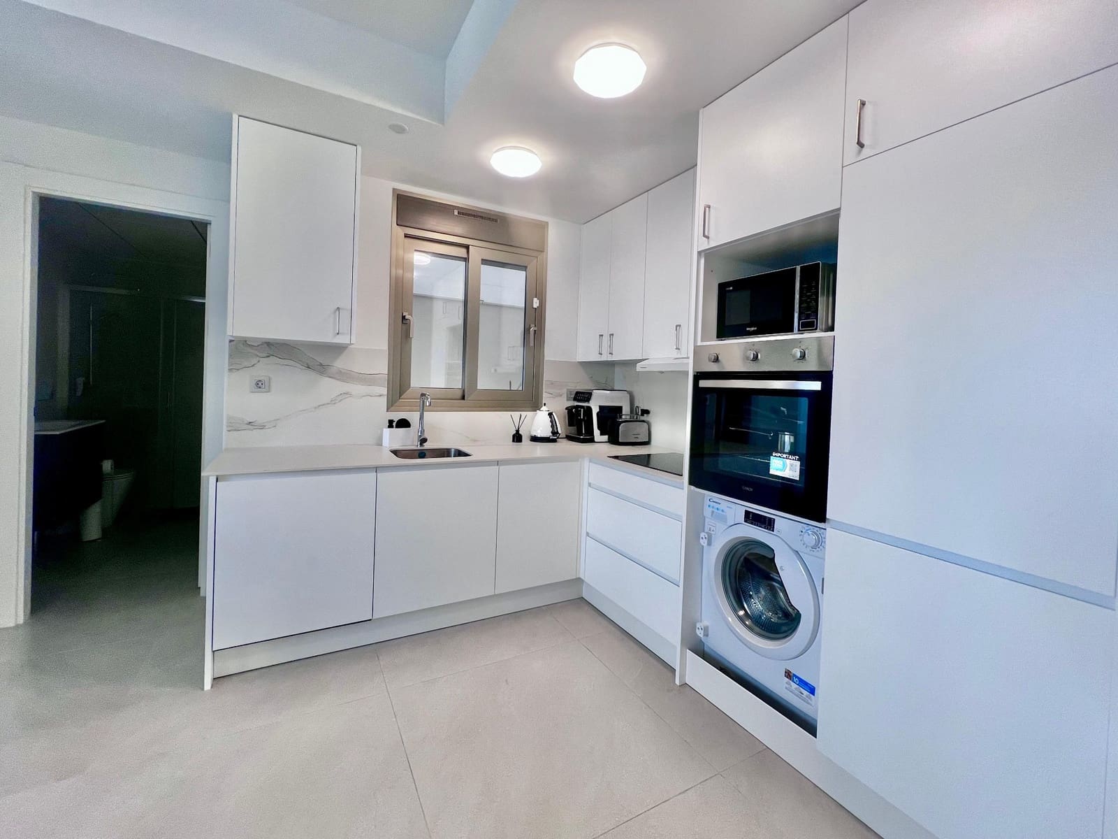 2 soveværelse Lejlighed til salg i Torrevieja - € 229.000 (Ref: 9982962)