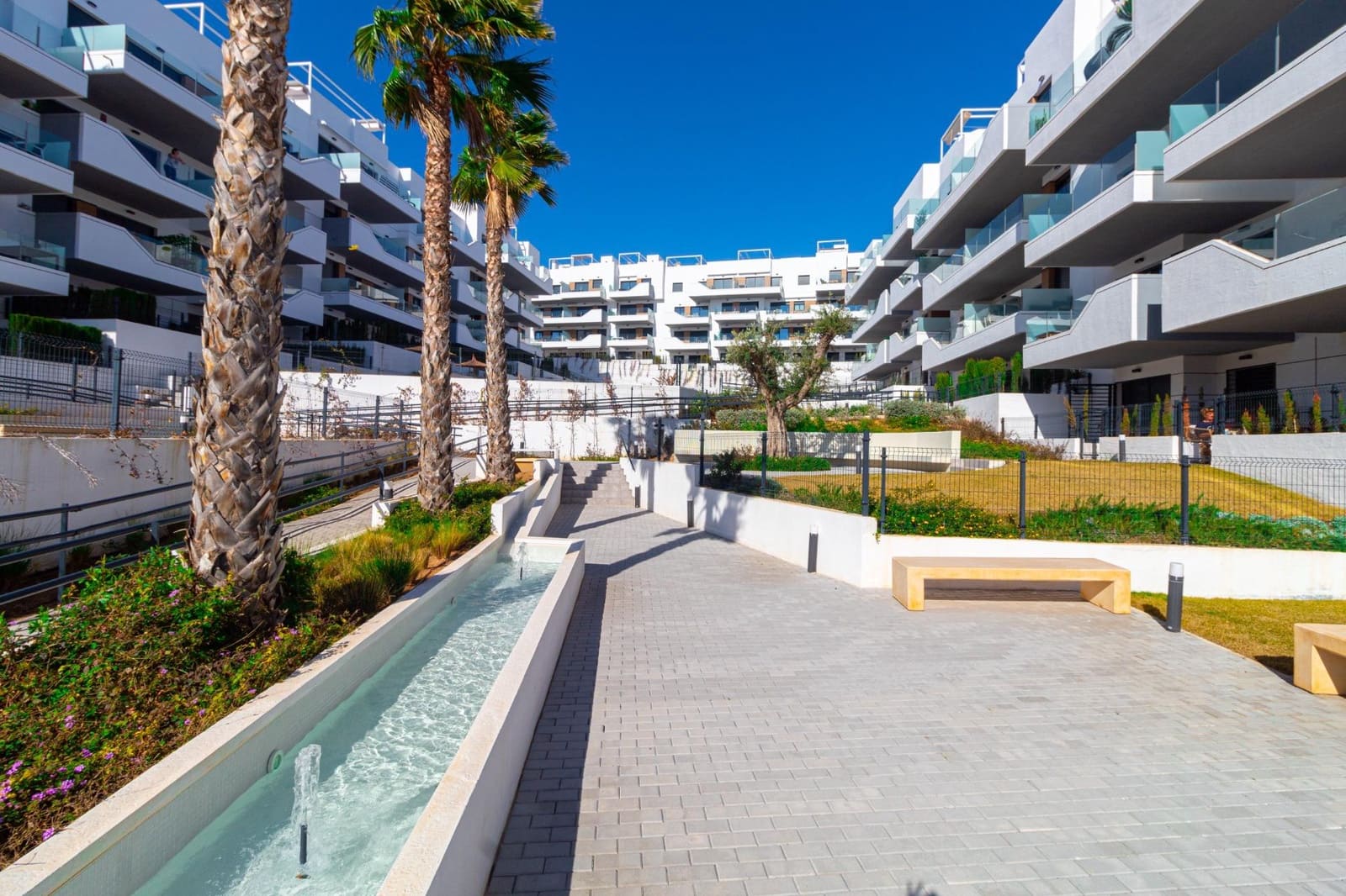 2 quarto Apartamento para venda em Filipinas - 237 000 € (Ref: 9982965)