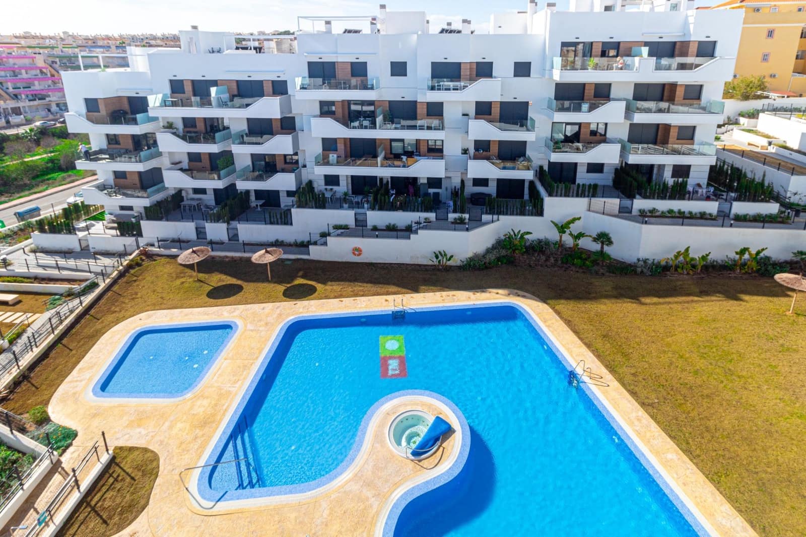 2 quarto Apartamento para venda em Filipinas - 237 000 € (Ref: 9982965)