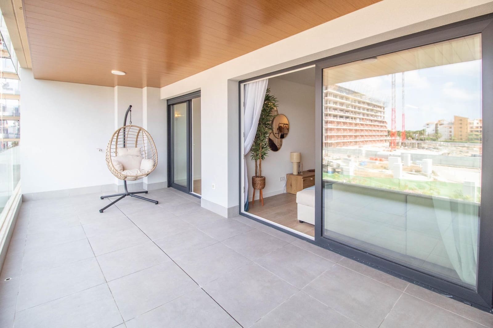 2 makuuhuone Huoneisto myytävänä paikassa Punta Prima - 370 000 € (Ref: 9982968)