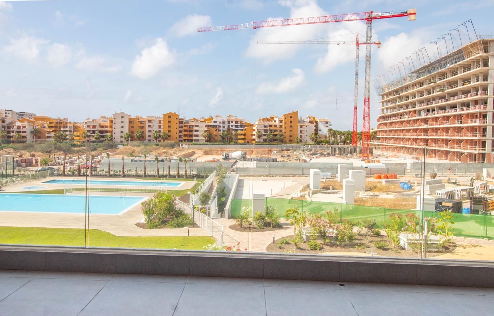 2 makuuhuone Huoneisto myytävänä paikassa Punta Prima - 370 000 € (Ref: 9982968)