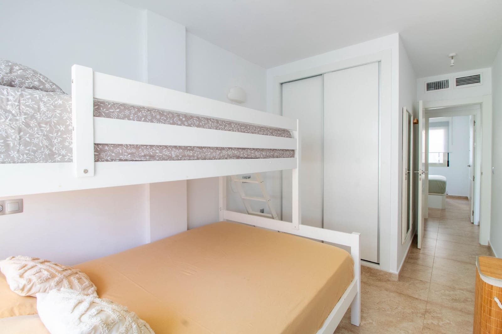 2 slaapkamer Bungalow te koop in Torre de la Horadada - € 293.900 (Ref: 9982971)