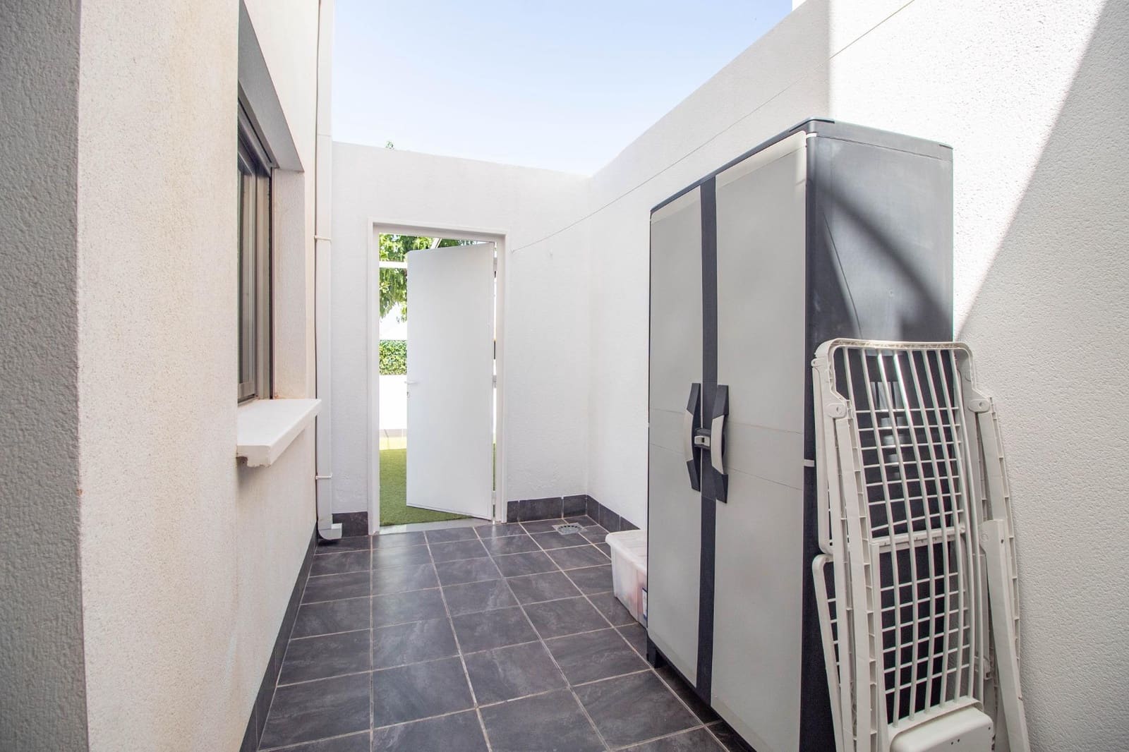 2 slaapkamer Bungalow te koop in Torre de la Horadada - € 293.900 (Ref: 9982971)