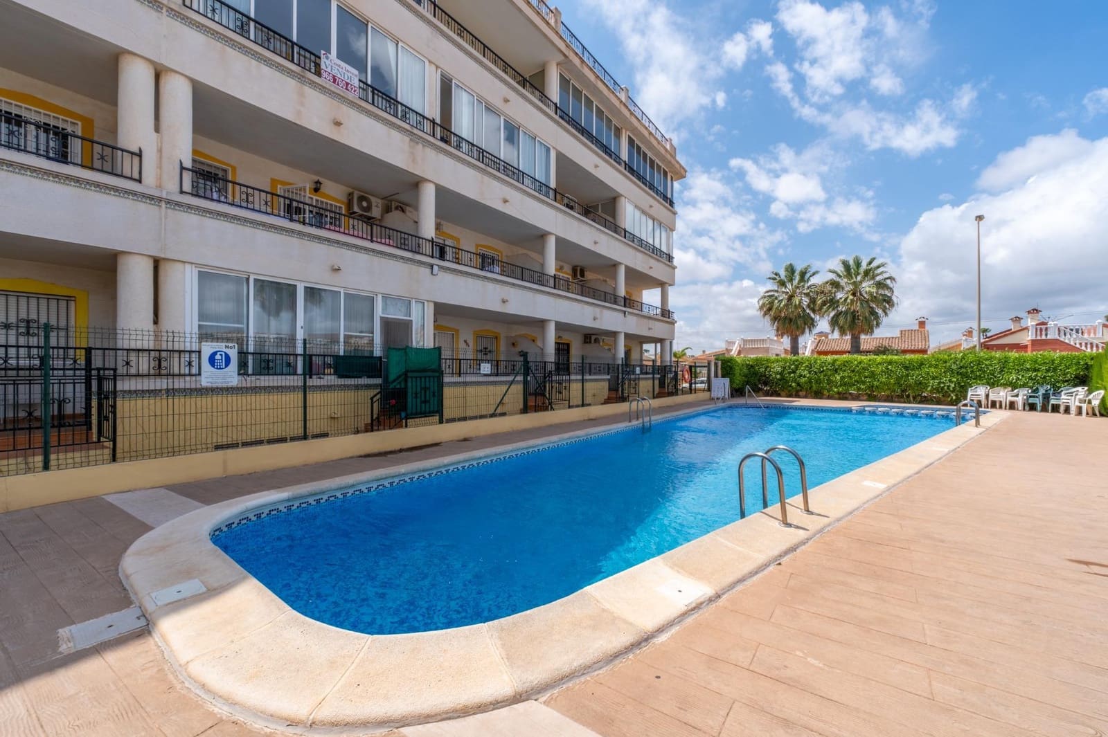 2 soveværelse Lejlighed til salg i Playa Flamenca - € 194.800 (Ref: 9982973)