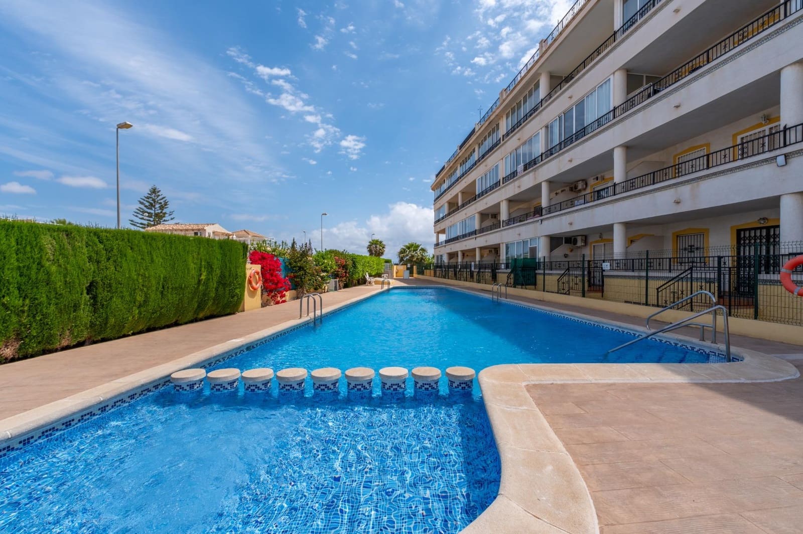 2 soveværelse Lejlighed til salg i Playa Flamenca - € 194.800 (Ref: 9982973)