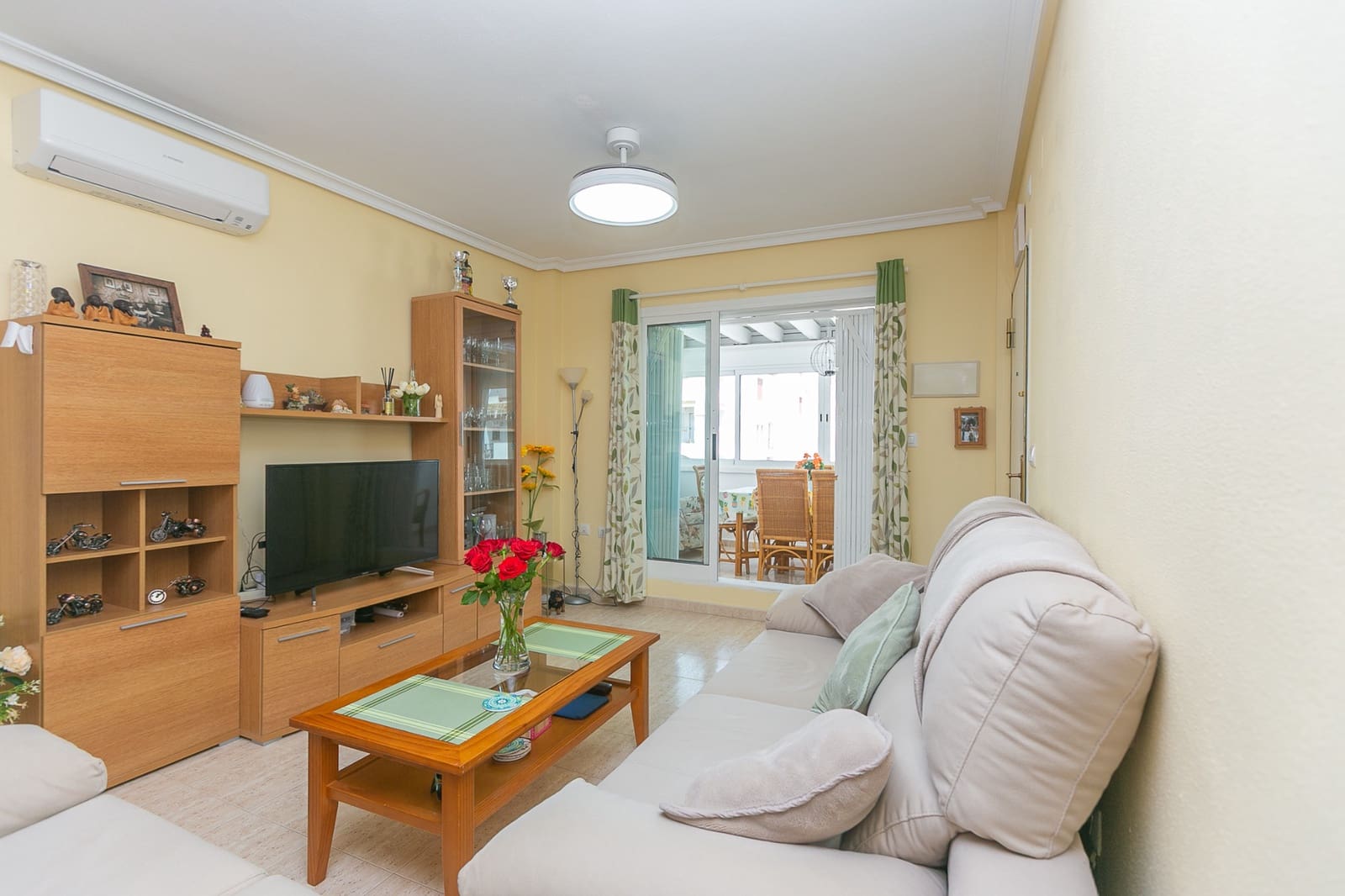 3 chambre Penthouse à vendre à Orihuela Costa avec piscine - 210 000 € (Ref: 9993920)