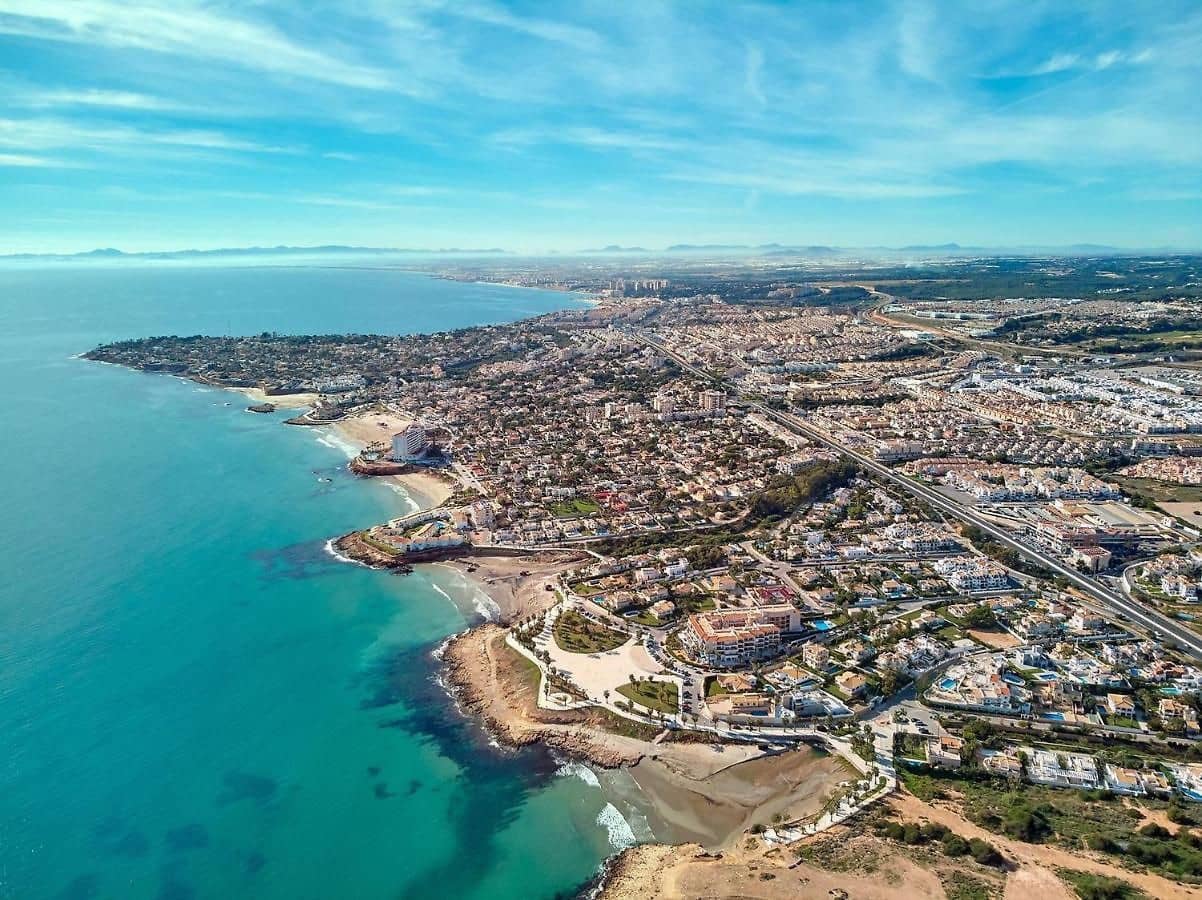 2 bedroom Apartment for sale in Playa Flamenca with pool - € 160,000 (Ref: 9993921)