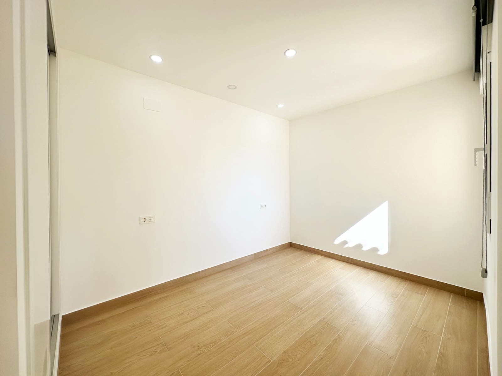 2 bedroom Apartment for sale in Playa Flamenca with pool - € 160,000 (Ref: 9993921)