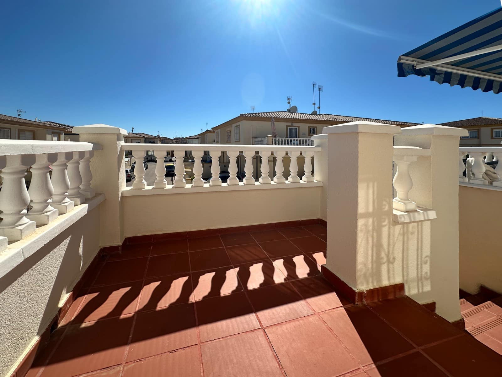 2 bedroom Apartment for sale in Playa Flamenca with pool - € 160,000 (Ref: 9993921)