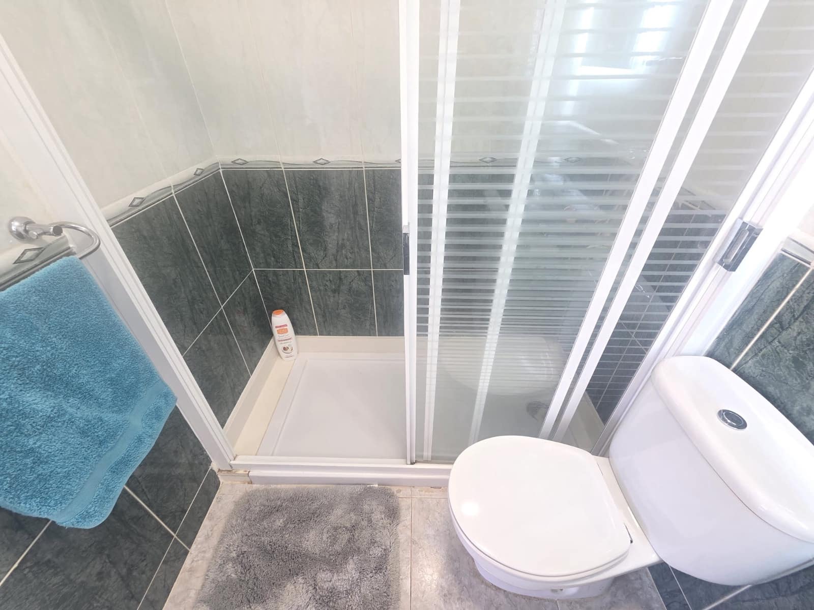 2 sypialnia Apartament na sprzedaż w Villamartin z basenem - 199 000 € (Ref: 9993922)