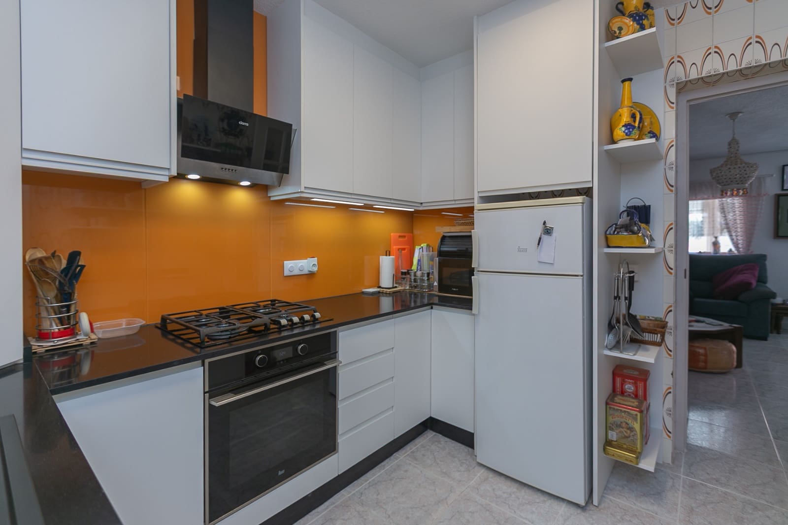 4 makuuhuone Paritalo myytävänä paikassa Los Balcones - 315 000 € (Ref: 9993923)