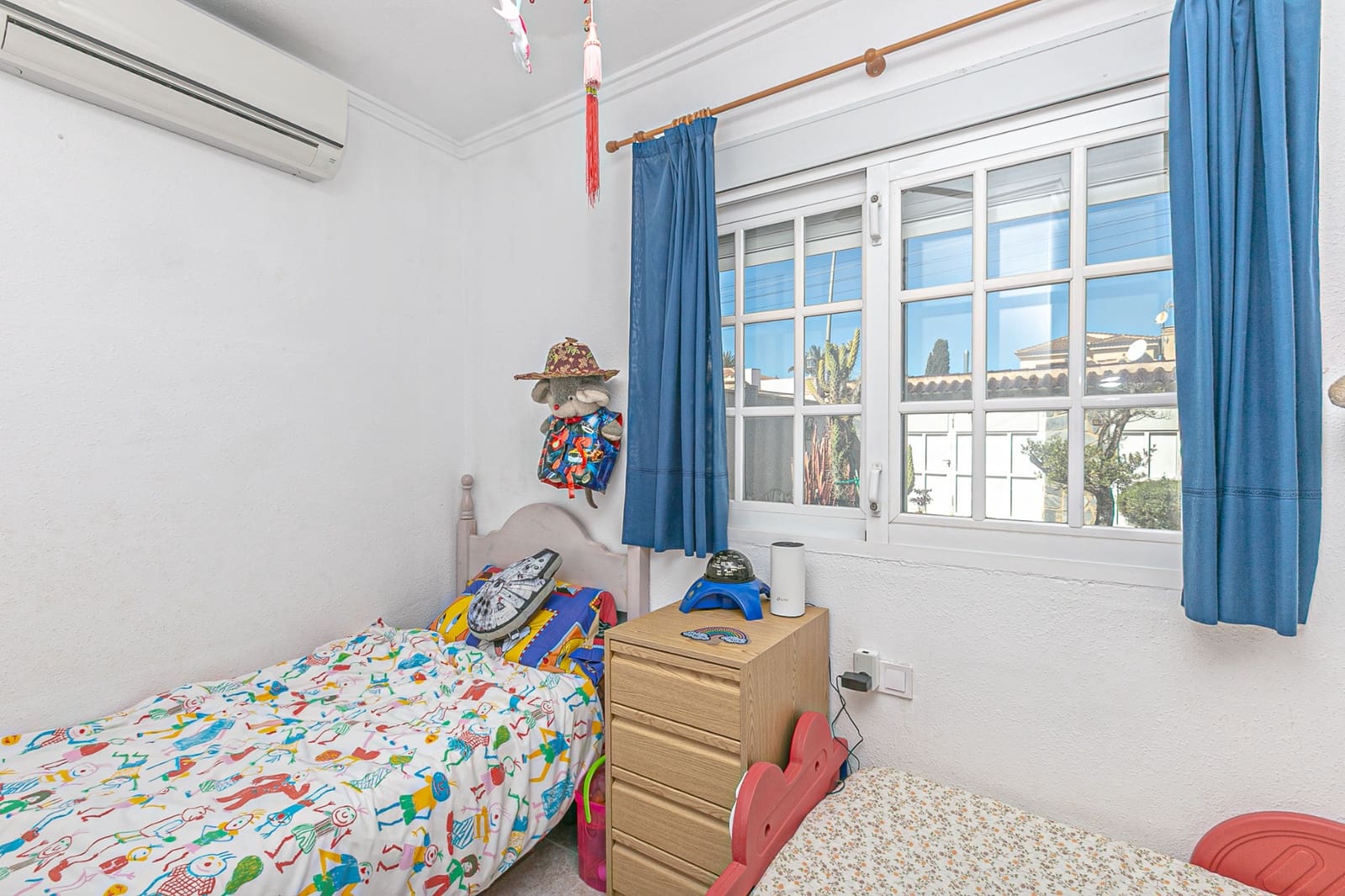 4 makuuhuone Paritalo myytävänä paikassa Los Balcones - 315 000 € (Ref: 9993923)
