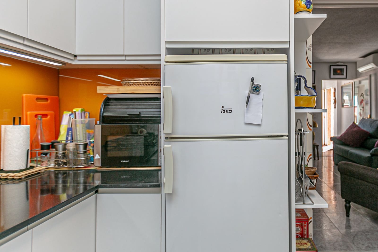 4 makuuhuone Paritalo myytävänä paikassa Los Balcones - 315 000 € (Ref: 9993923)