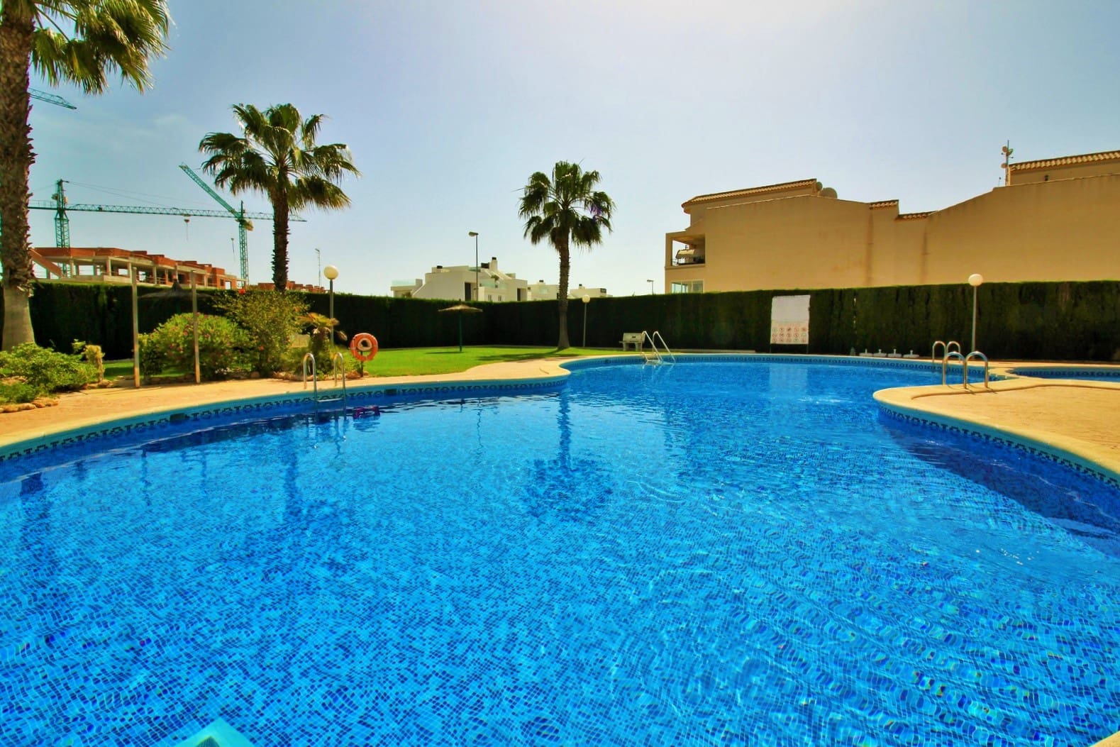 2 soverom Leilighet til salgs i Orihuela Costa med svømmebasseng garasje - € 149 950 (Ref: 9994848)