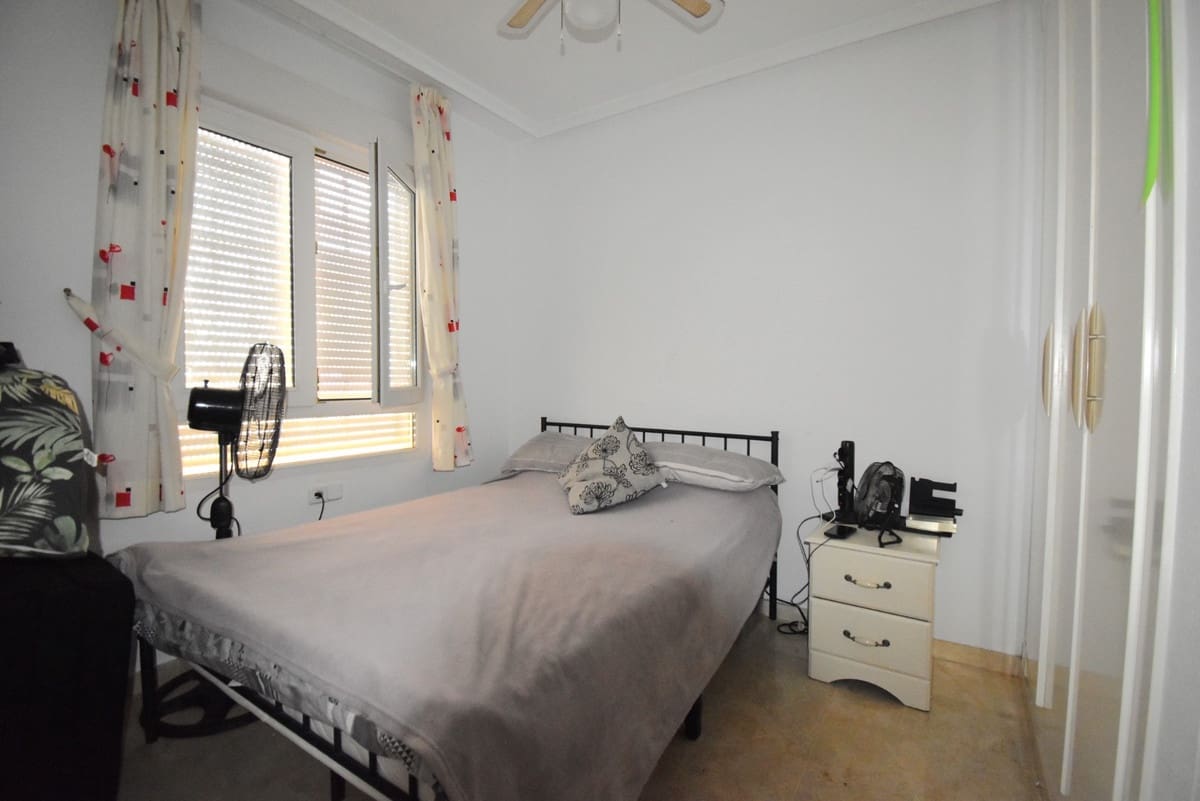 2 makuuhuone Huoneisto myytävänä paikassa Villamartin mukana uima-altaan - 179 000 € (Ref: 9998428)