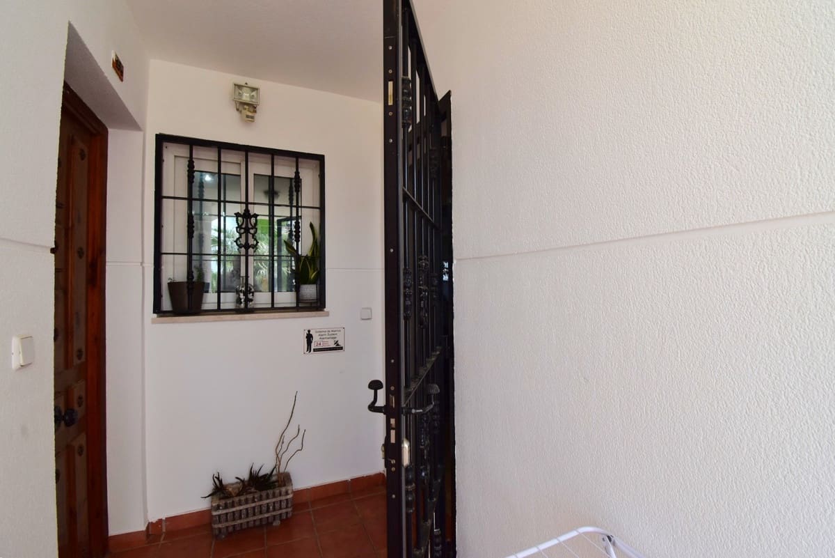 2 makuuhuone Huoneisto myytävänä paikassa Villamartin mukana uima-altaan - 179 000 € (Ref: 9998428)