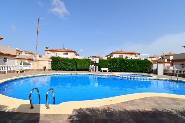 2 quarto Moradia para venda em Playa Flamenca, Orihuela com piscina garagem - 225 000 € (Ref: 9998429)