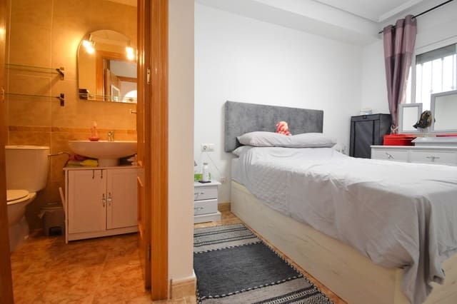 2 sovrum Lägenhet till salu i Punta Prima, Orihuela med pool garage - 179 000 € (Ref: 9998430)