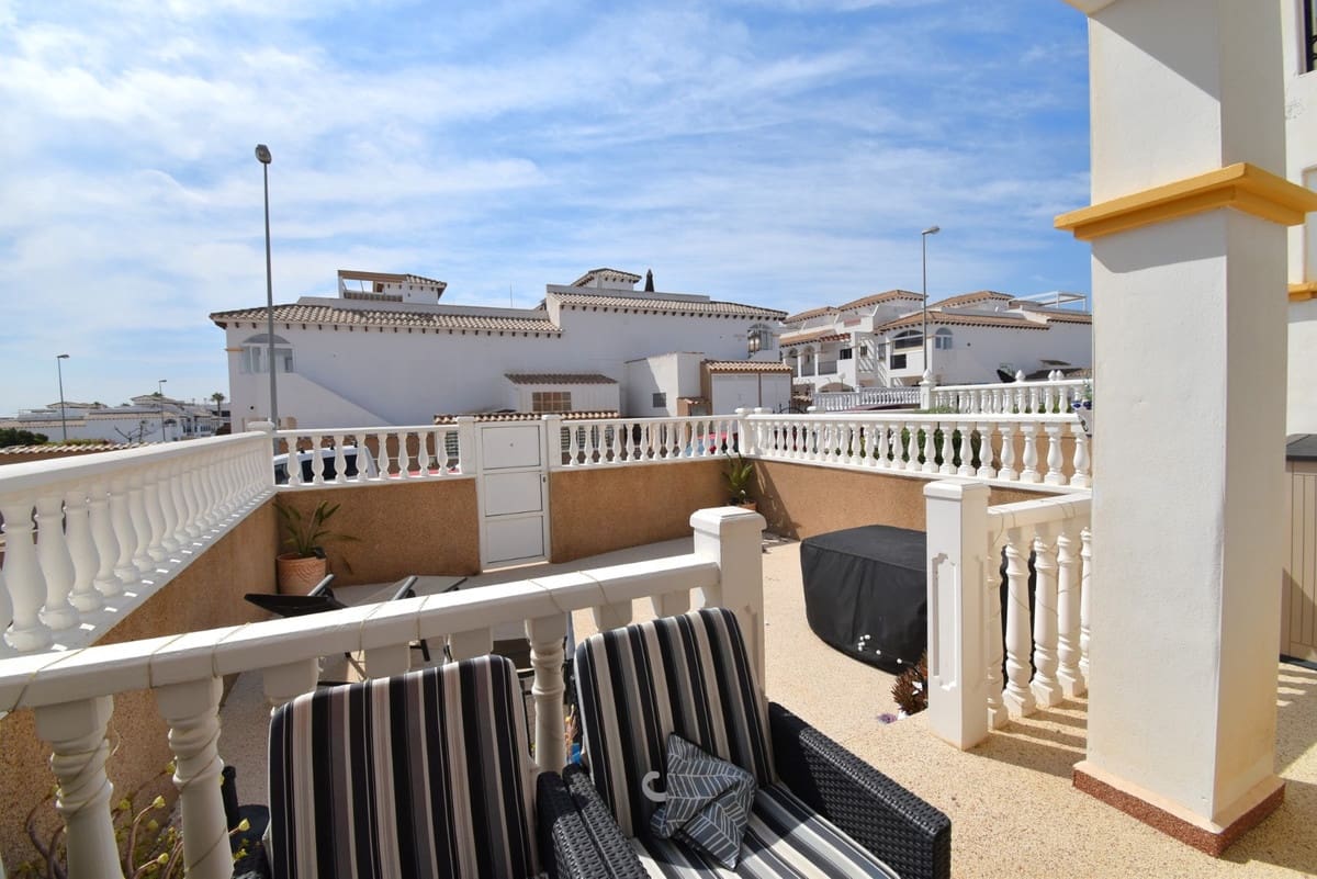 2 sovrum Lägenhet till salu i Orihuela Costa med pool garage - 179 000 € (Ref: 9998430)