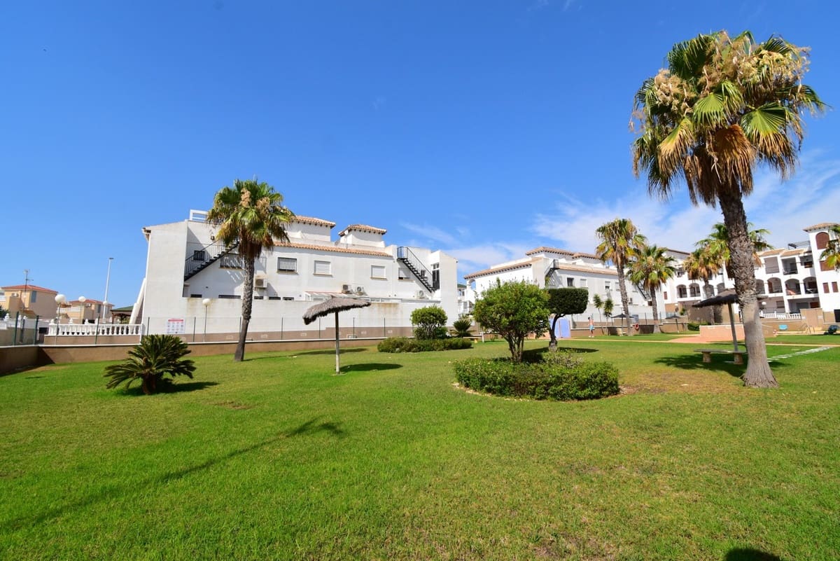 2 sovrum Lägenhet till salu i Orihuela Costa med pool garage - 179 000 € (Ref: 9998430)