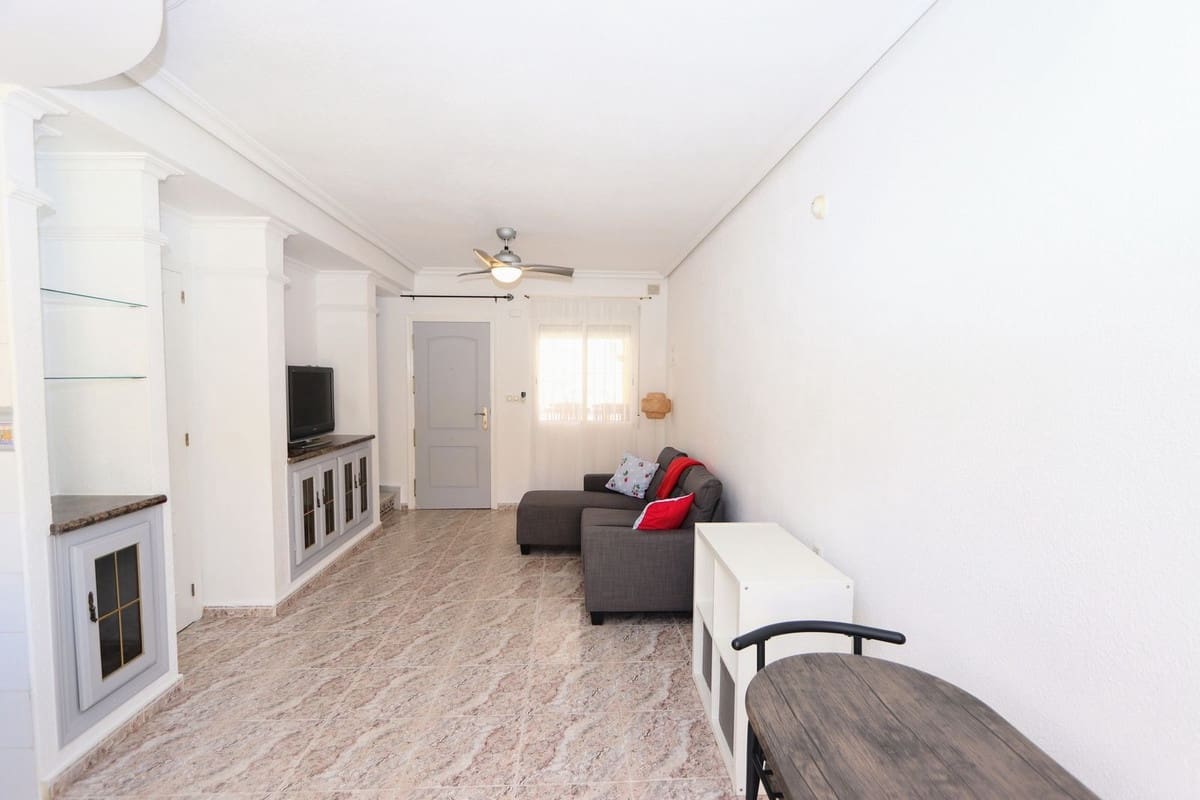 2 soverom Hus til salgs i Villamartin med svømmebasseng garasje - € 169 995 (Ref: 9998431)