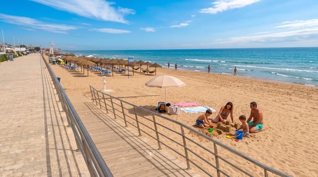 2 Zimmer Apartment zu verkaufen in Cabo Cervera, Torrevieja - 143.000 € (Ref: 10168637)