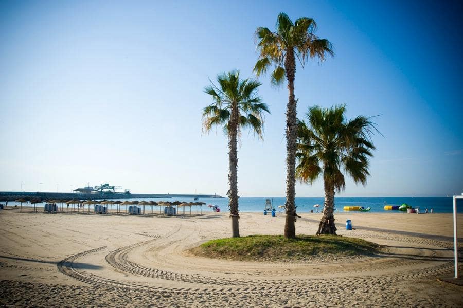 4 soveværelse Villa til salg i Torrevieja med swimmingpool garage - € 350.000 (Ref: 10171871)