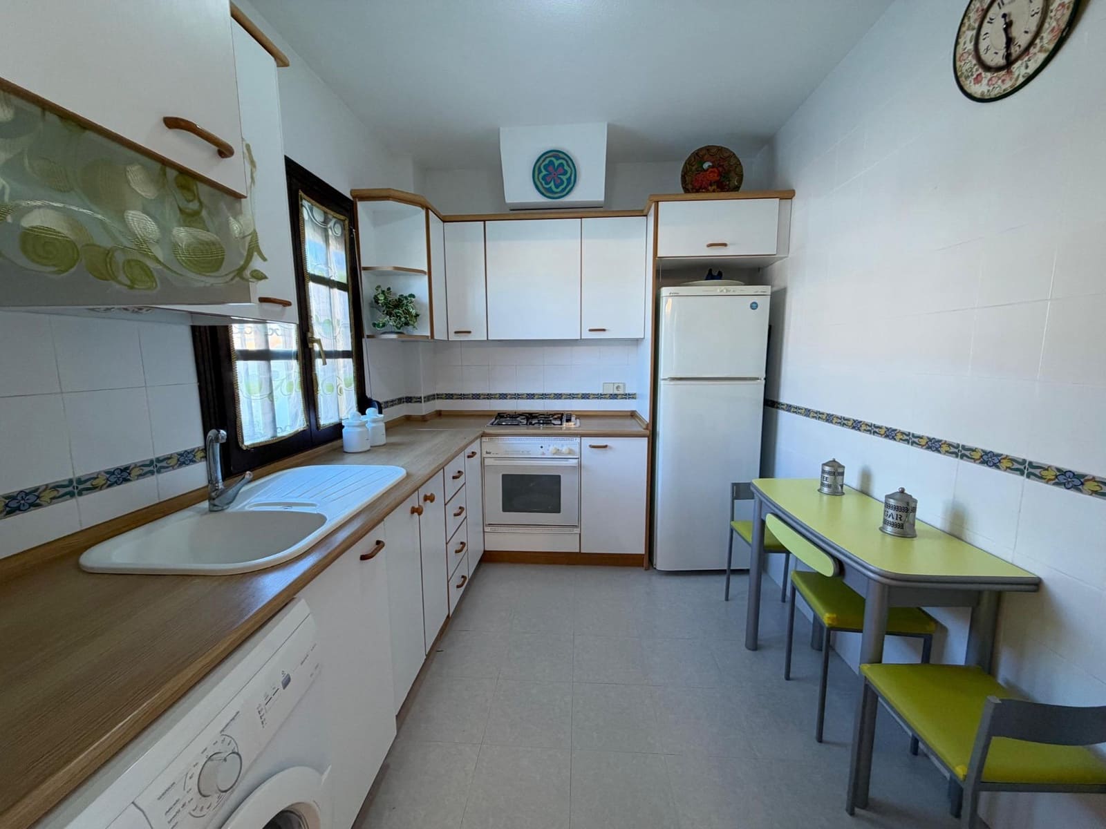 4 soveværelse Villa til salg i Torrevieja med swimmingpool garage - € 350.000 (Ref: 10171871)