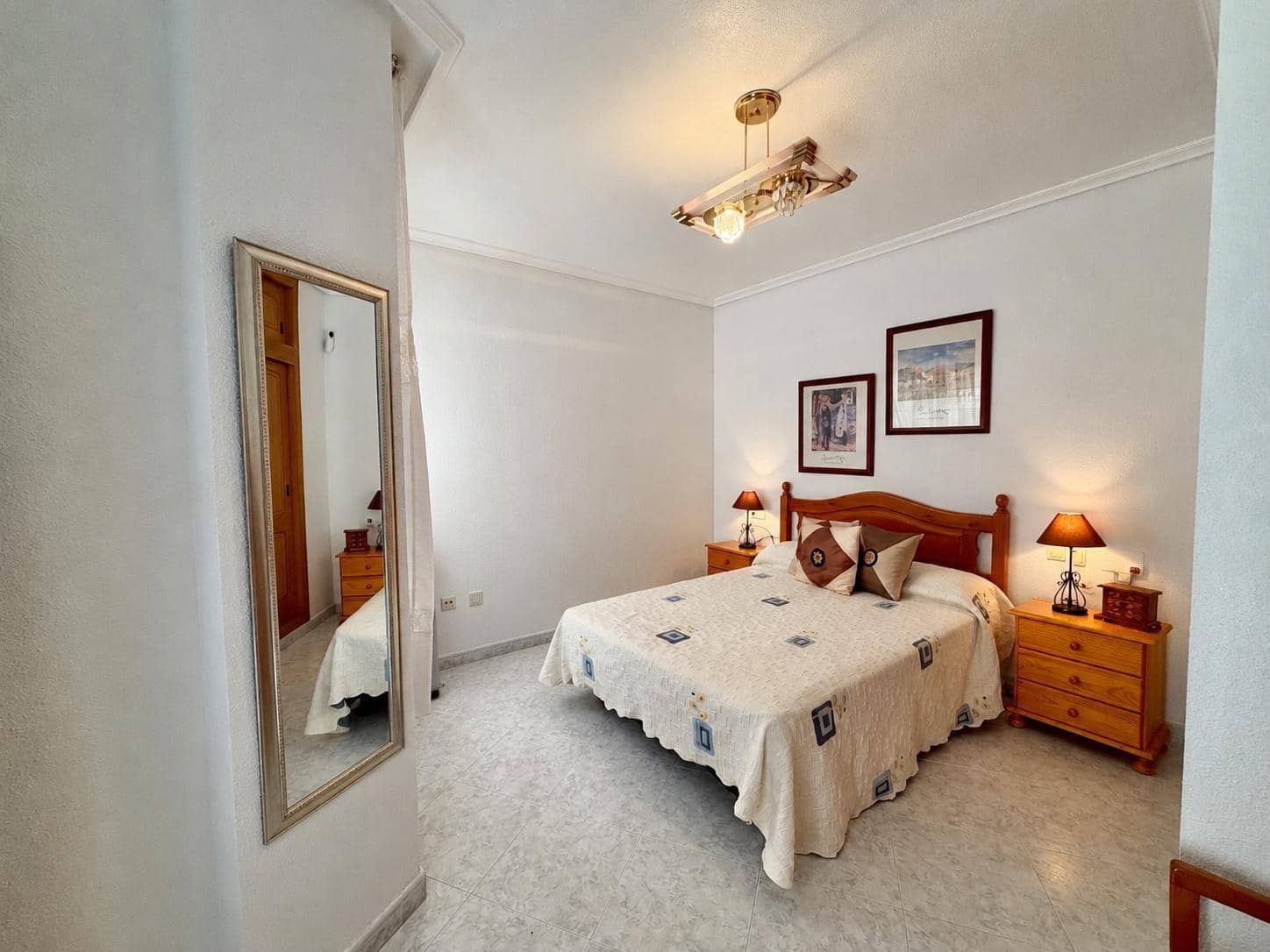 2 soverom Leilighet til salgs i Torrevieja med svømmebasseng - € 130 000 (Ref: 10171873)