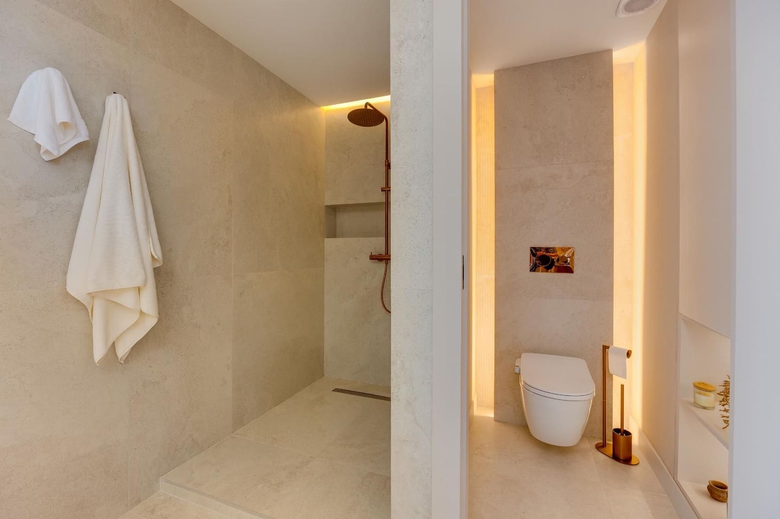 2 soveværelse Lejlighed til salg i Torrevieja med swimmingpool - € 550.000 (Ref: 10183051)