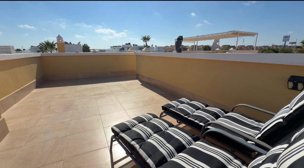 3 sovrum Semi-fristående Villa till salu i Rojales med pool garage - 280 000 € (Ref: 10183052)