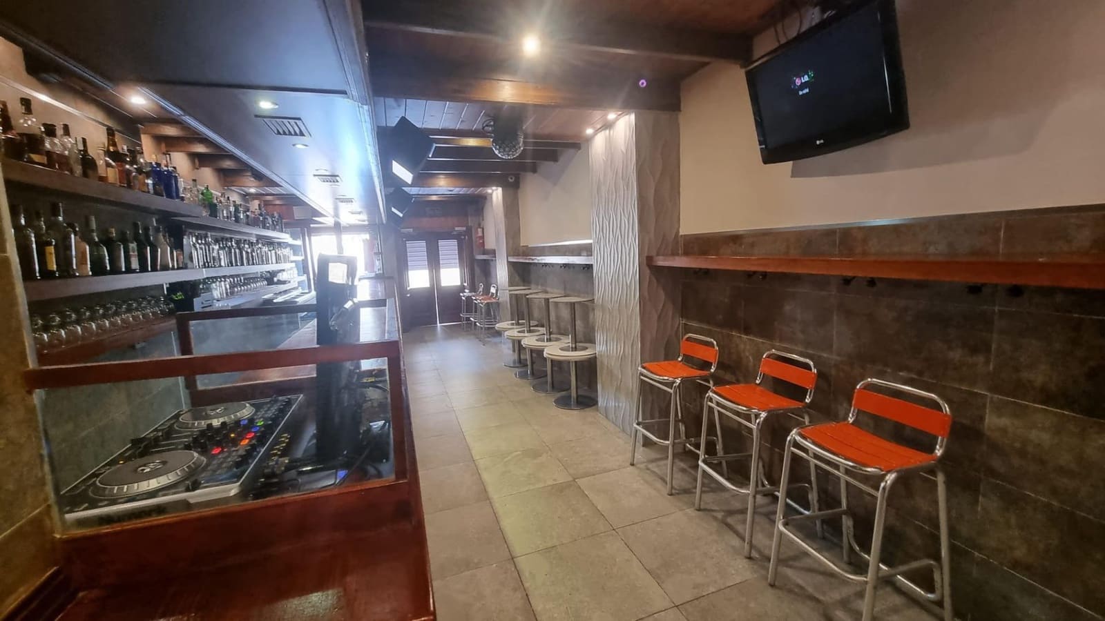 Comercial para venda em Torrevieja - 525 000 € (Ref: 7016829)