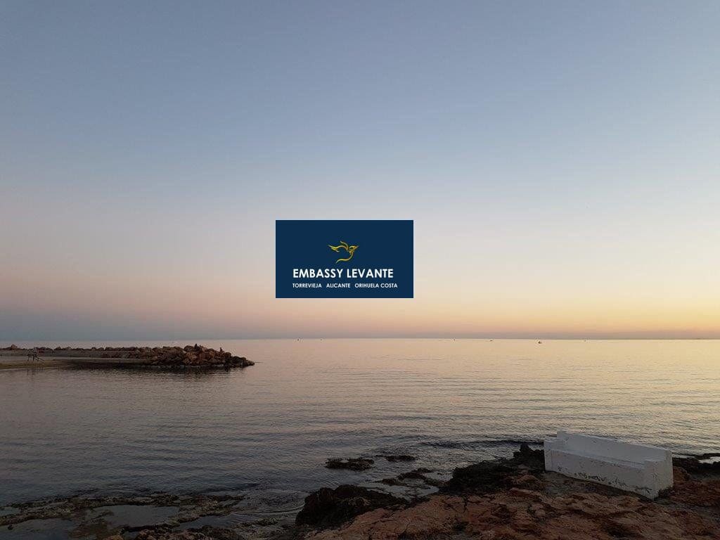 Erhverv til salg i Torrevieja - € 600.000 (Ref: 7016829)