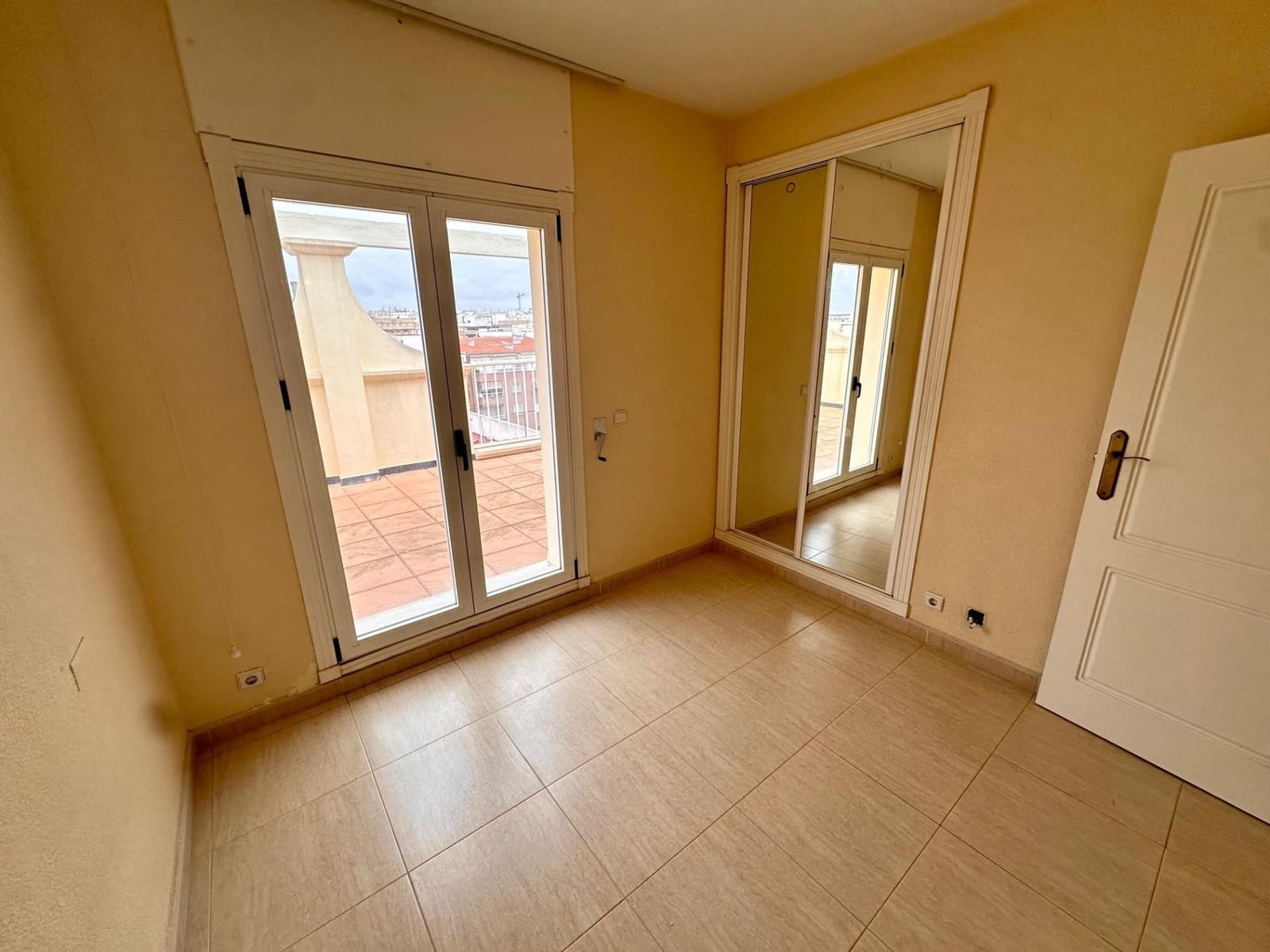 4 soverom Penthouse til salgs i Torrevieja med garasje - € 660 000 (Ref: 7545666)