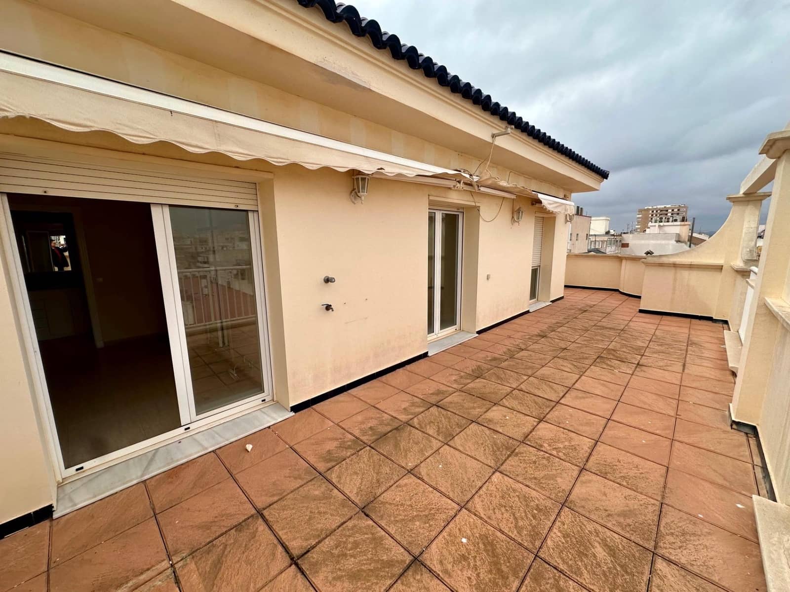 4 soveværelse Penthouse til salg i Torrevieja med garage - € 660.000 (Ref: 7545666)