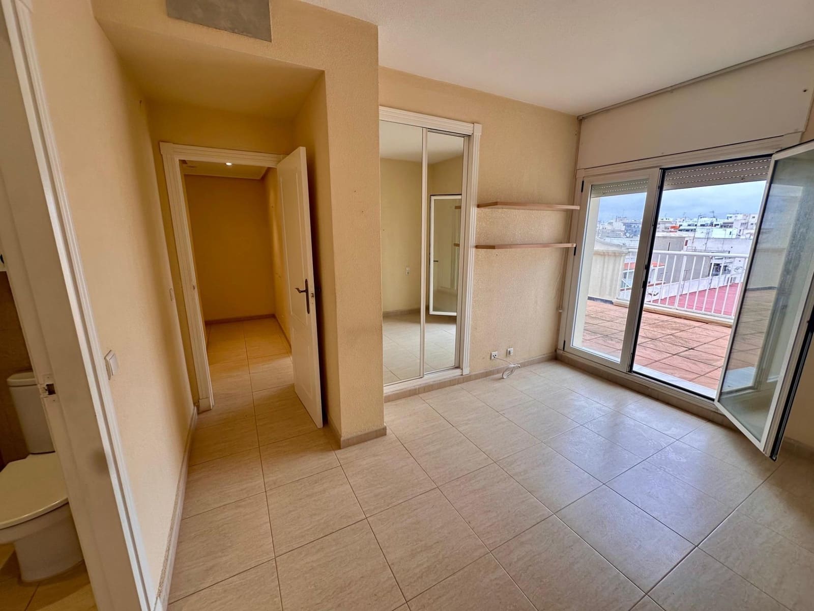 4 camera da letto Attico in vendita in Torrevieja con garage - 630.000 € (Rif: 7545666)