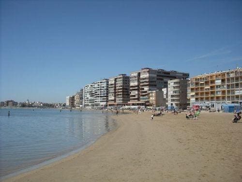 2 soveværelse Lejlighed til salg i Torrevieja - € 132.000 (Ref: 8020512)