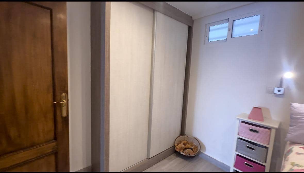 3 bedroom Apartment for sale in Torrevieja - € 223,000 (Ref: 8253987)