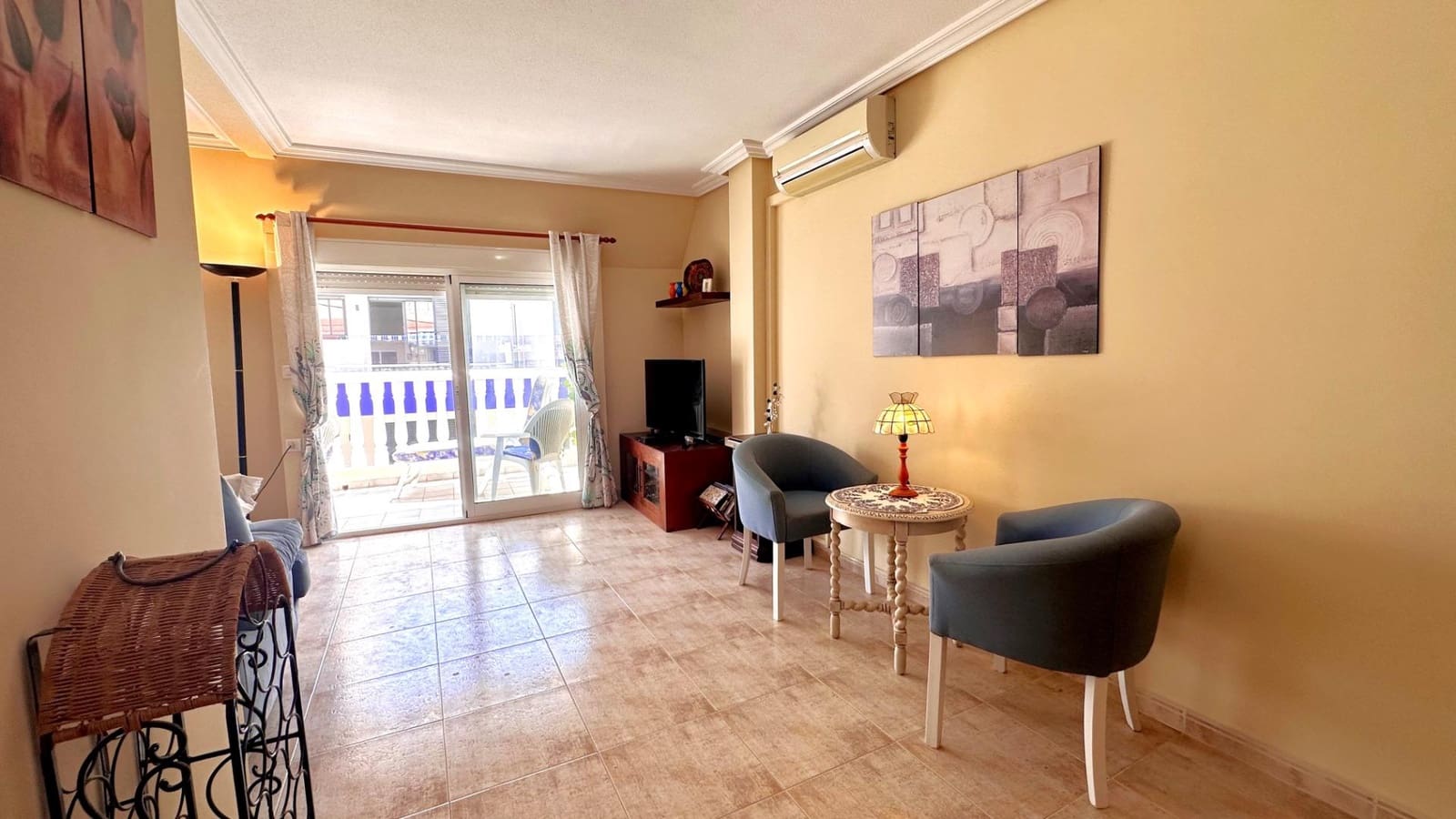 3 bedroom Apartment for sale in Torrevieja - € 223,000 (Ref: 8253987)