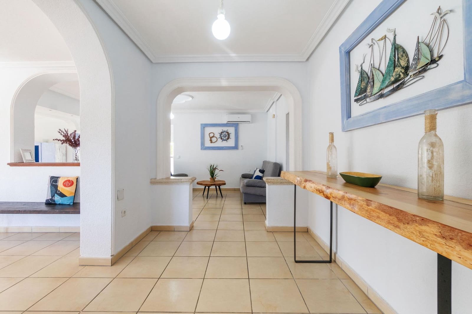 6 chambre Villa/Maison à vendre à Playa Flamenca avec piscine - 1 000 000 € (Ref: 8430675)