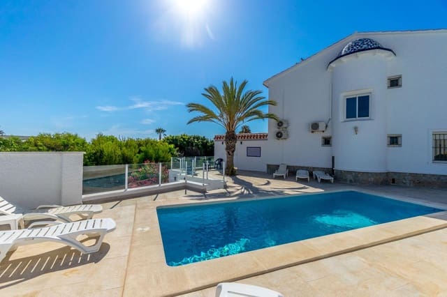6 chambre Villa/Maison à vendre à Playa Flamenca, Orihuela avec piscine - 1 000 000 € (Ref: 8430675)