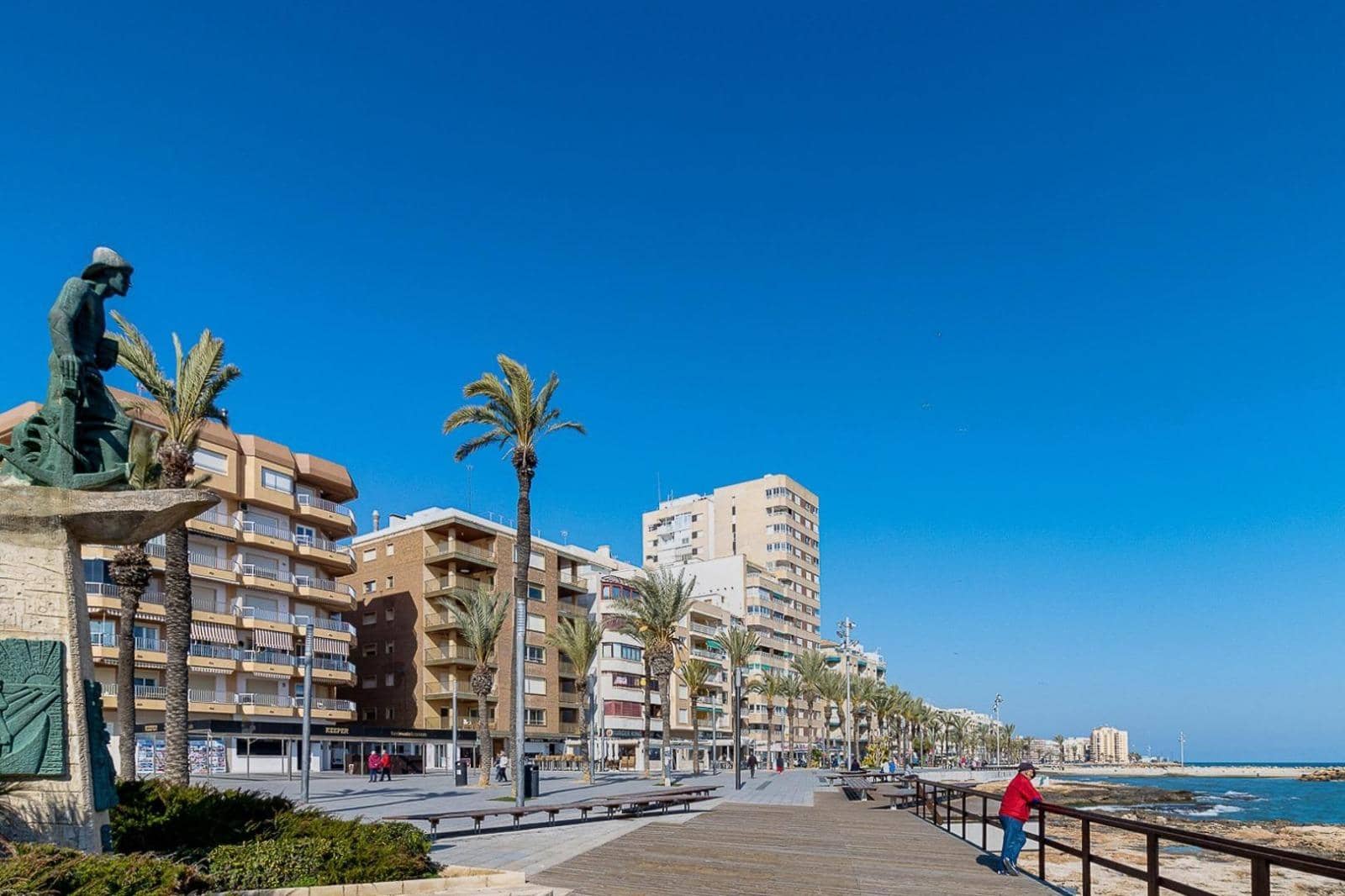 3 soveværelse Lejlighed til salg i Torrevieja - € 244.900 (Ref: 8597680)