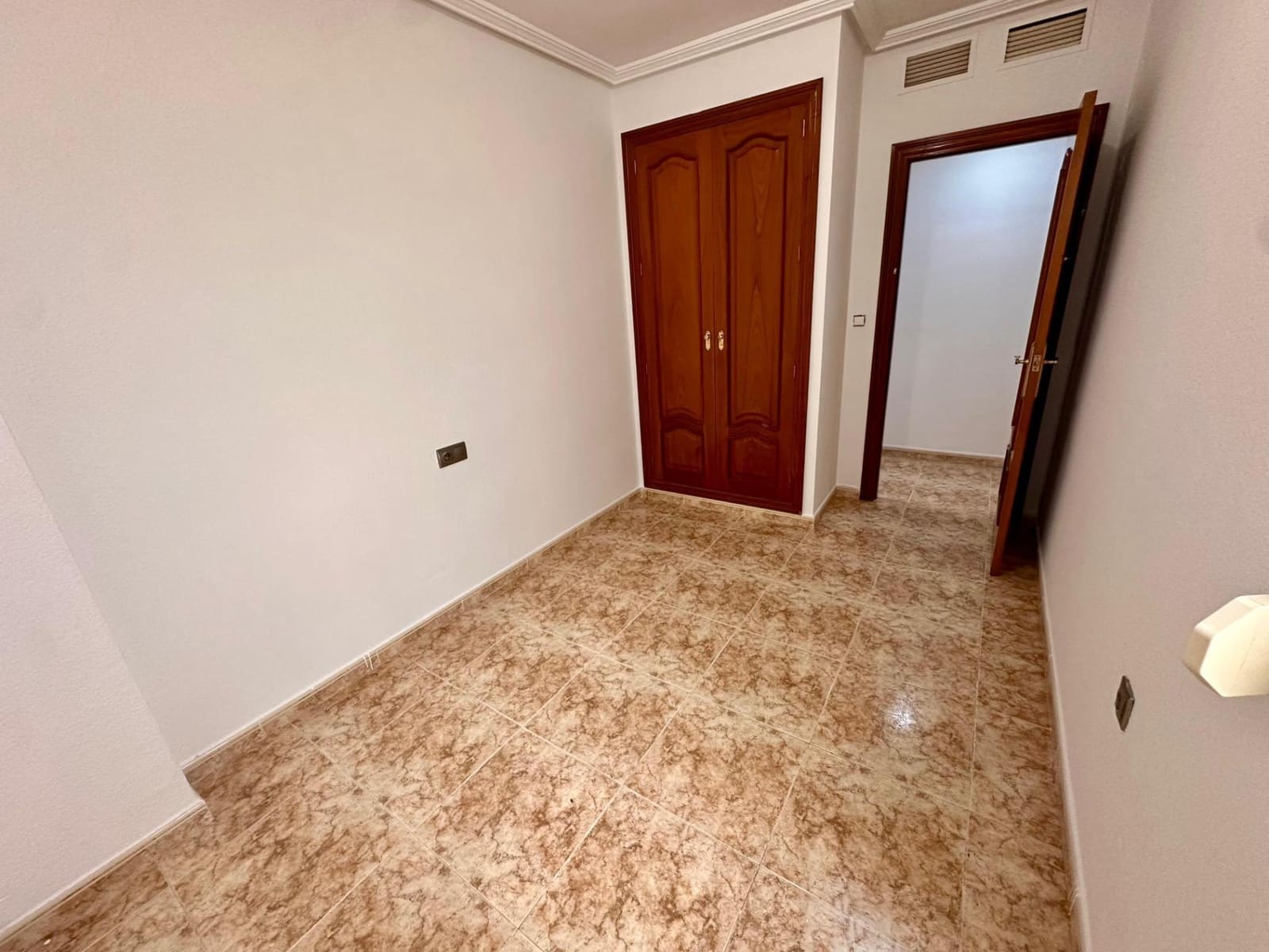 3 quarto Apartamento para venda em Torrevieja - 179 000 € (Ref: 8696510)